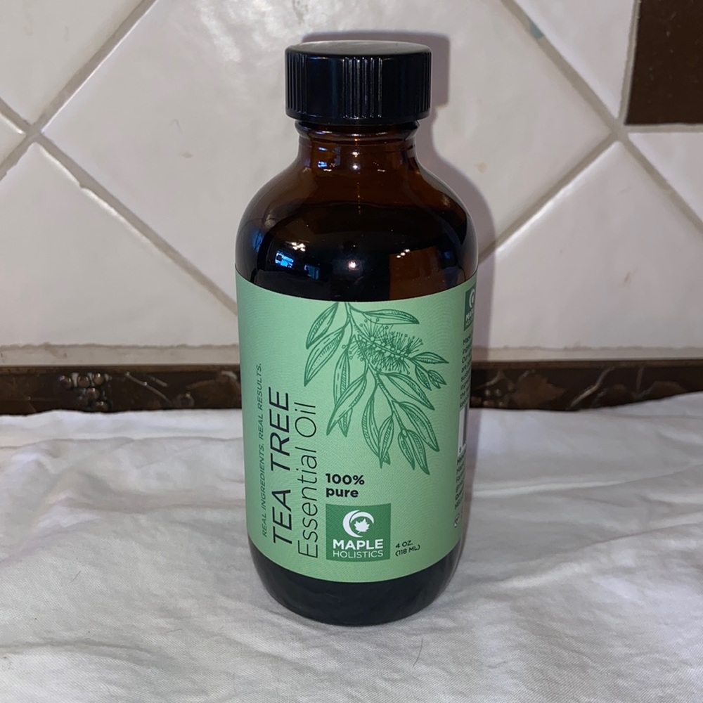 Maple Holistics 100% Pure Tea Tree Oil for Skin Ca
